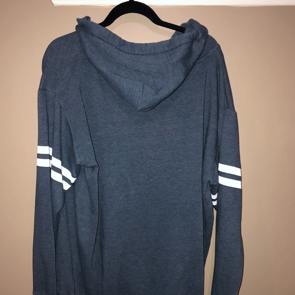 SOLD 🚫VS PINK Campus Hoodie - Picture 2 of 4